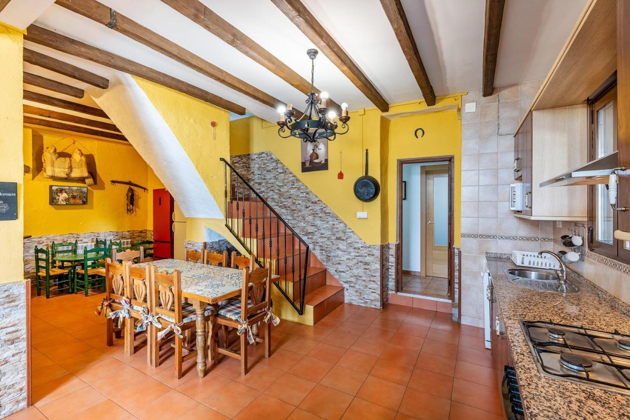 Villa Maria Illora Bagian luar foto