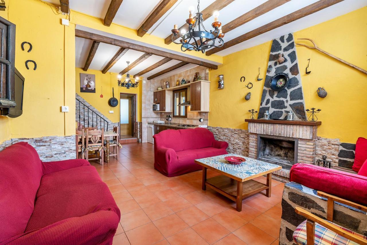 Villa Maria Illora Bagian luar foto